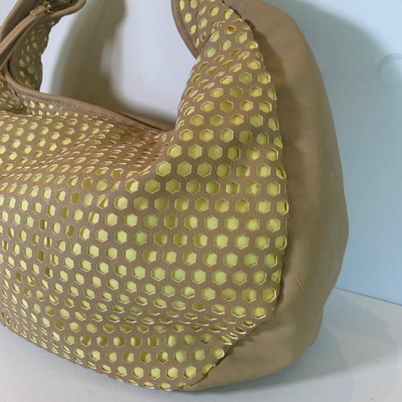 Charming Charlie Tan and Yellow Buttercup perforated Hobo Handbag - Picture 3 of 10